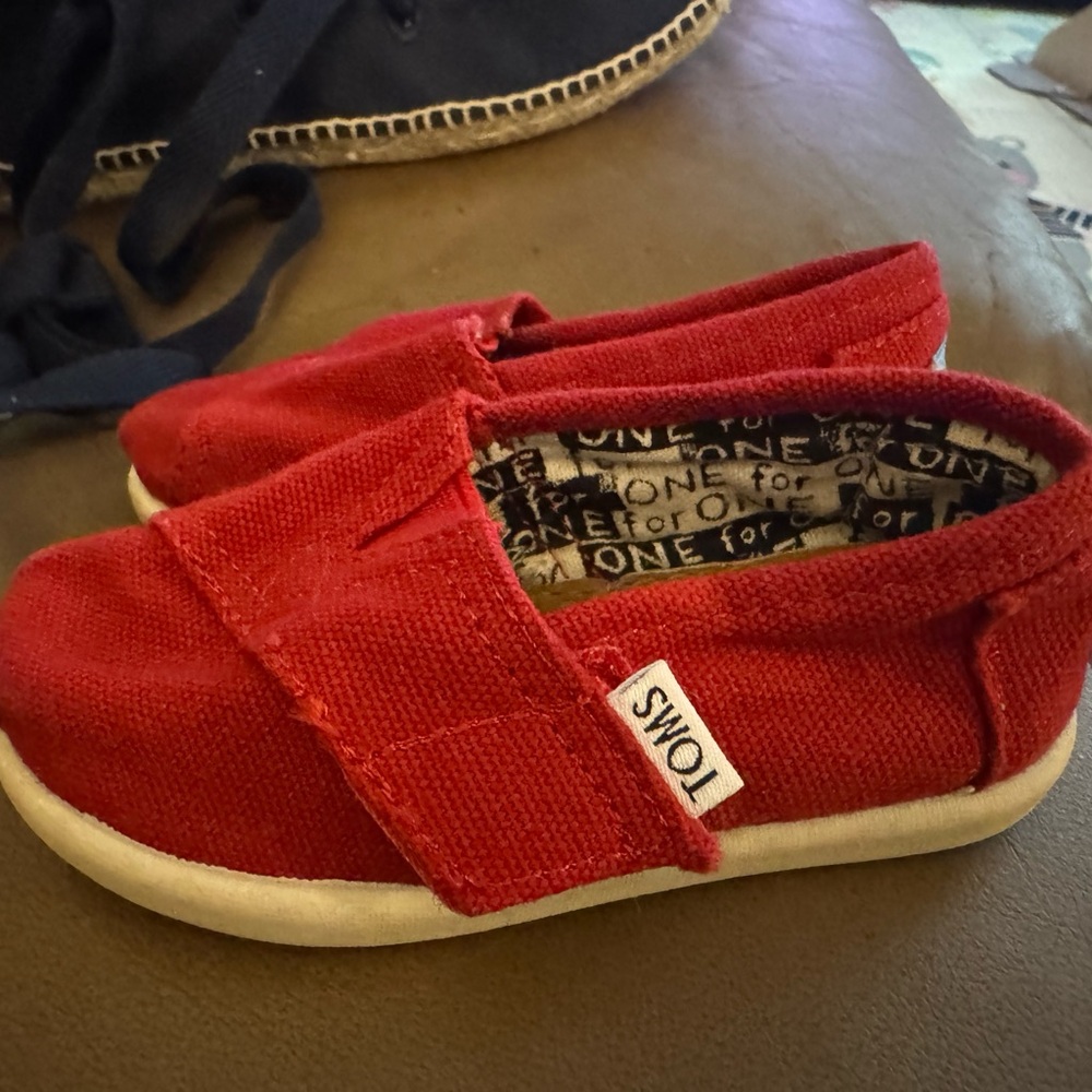 TOMS Kids Bright Red Canvas Sneakers